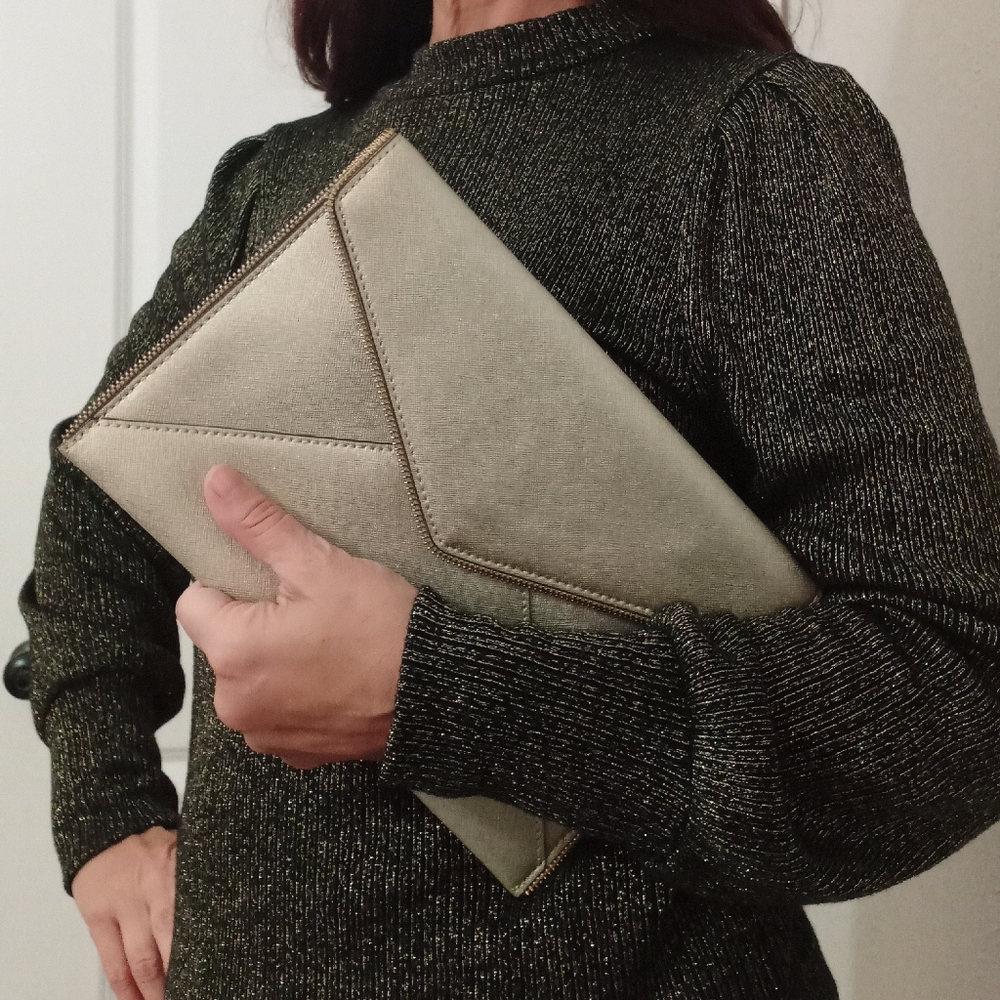 Rebecca minkoff clutch